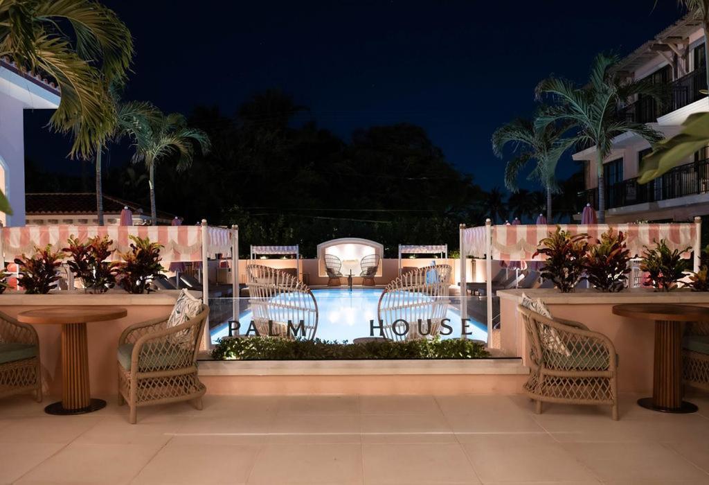 Palm House Hotel Palm Beach Ngoại thất bức ảnh